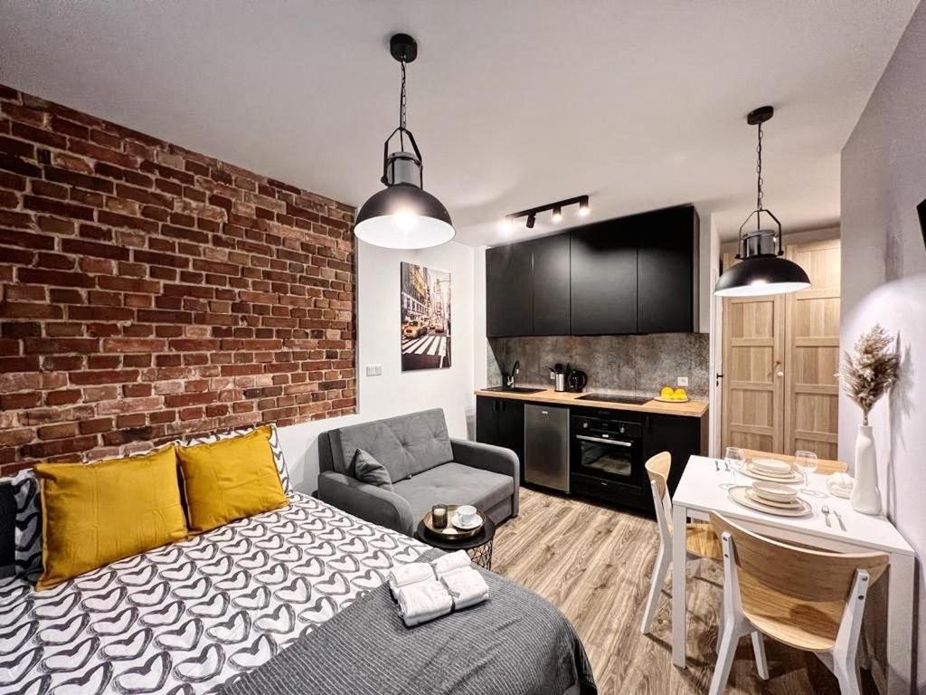 קטוביץ Apartamenty House Profit Kosciuszki 28Vs31B מראה חיצוני תמונה